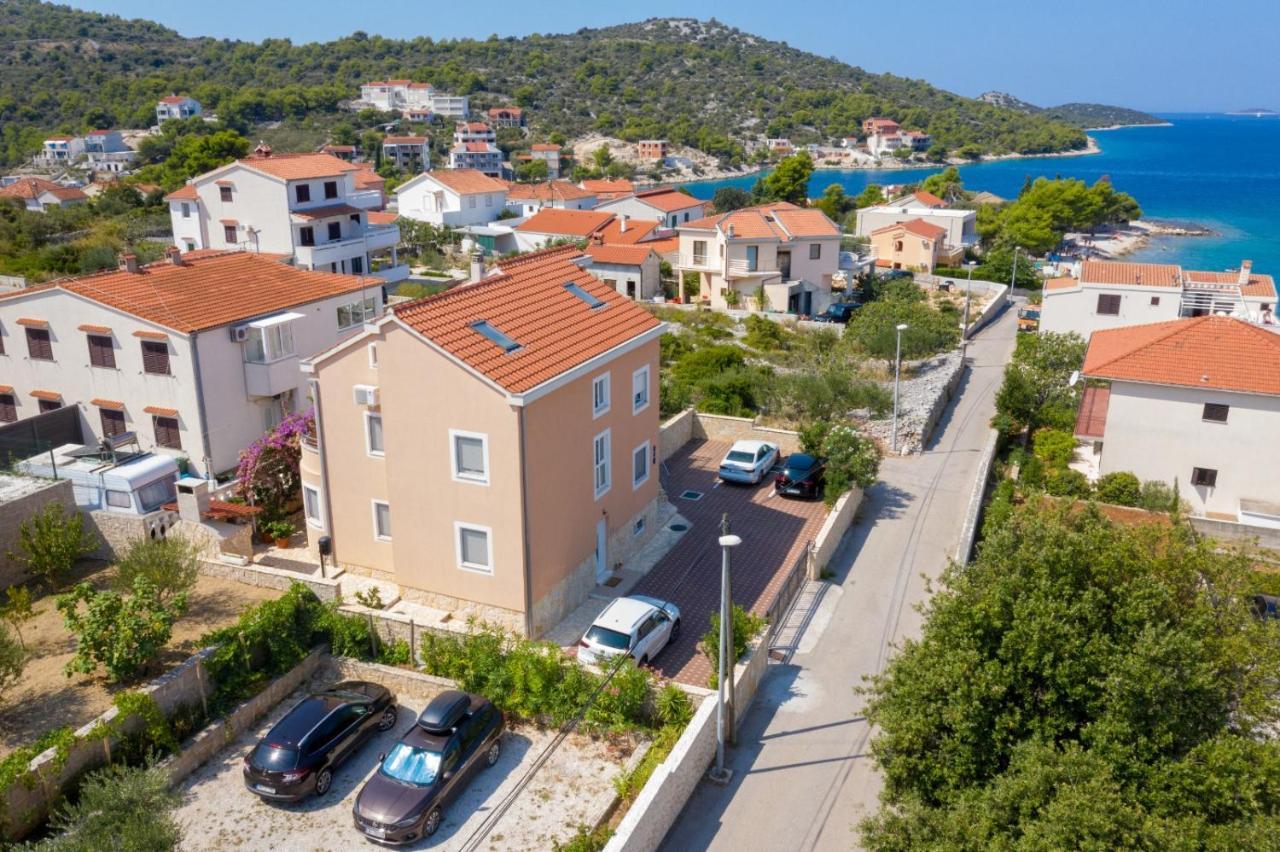 Villa Tea Ražanj Extérieur photo